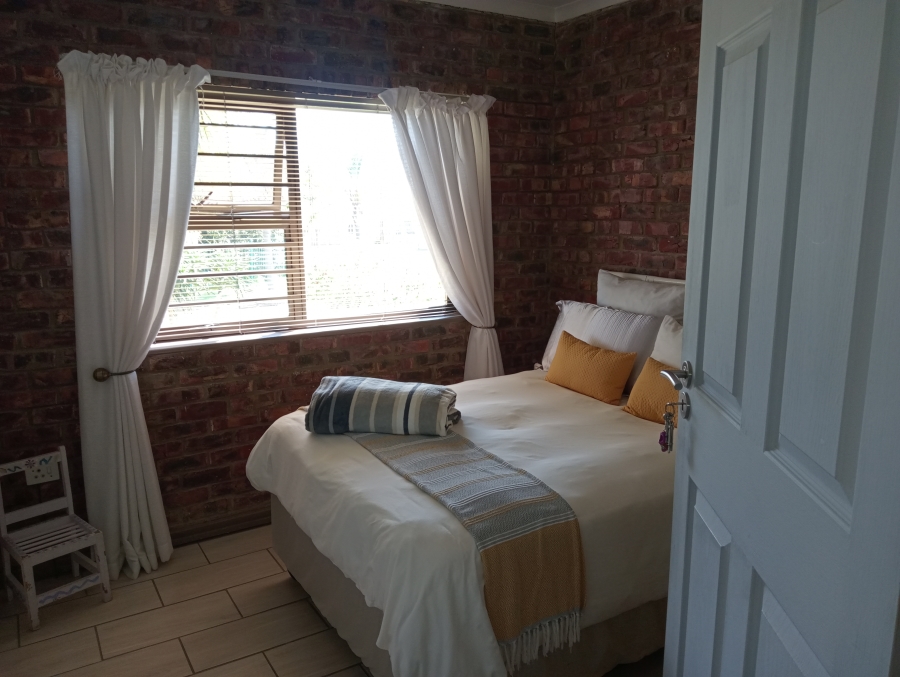 3 Bedroom Property for Sale in Campher Park Eastern Cape